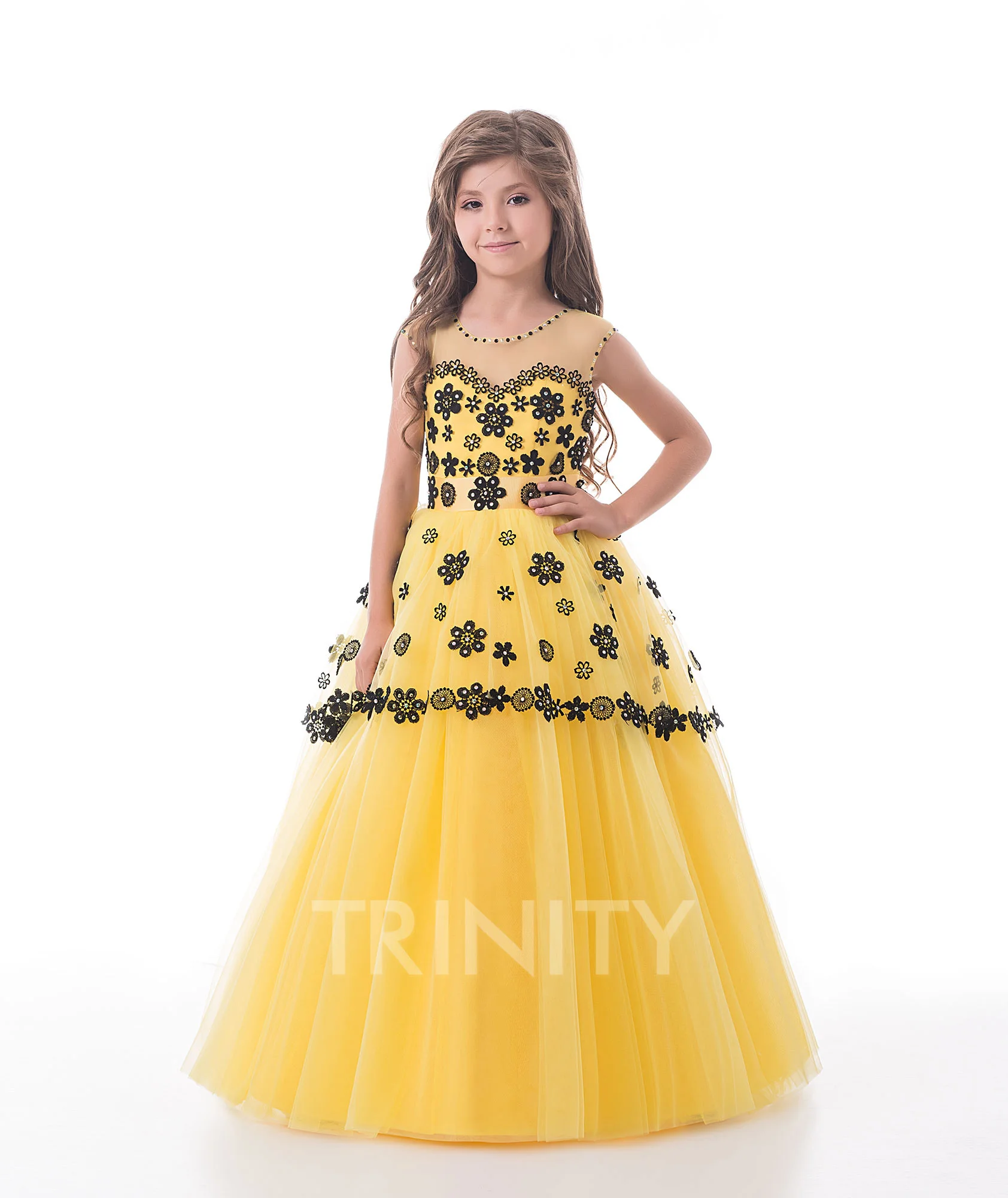 Платье пикап. Желто черное платье для девочки. Платье желтое для девочки 6 лет. Желтое платье для девочки 4 года. Детское бальное платье желто черное.