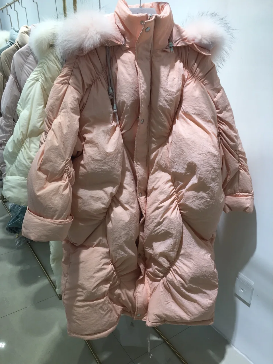 Winter thick warm fluffy bread style white duck down coat female fashion casual oversied hooded warm down parkas coats F337