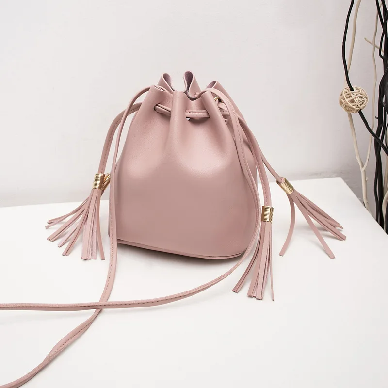 

2019 New Women's Small Bag Tassel Mini Bucket Bag Student's One Shoulder Messenger Mobile Zero Wallet Women Bag