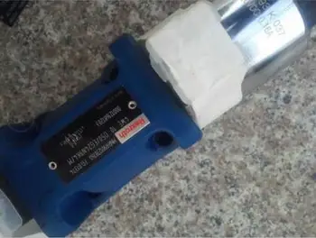 

Rexroth Solenoid Valve R901278769 4WE10Y50/EG24N9K4/M 4WE10Y5X/EG24N9K4/M Hydraulic Valve