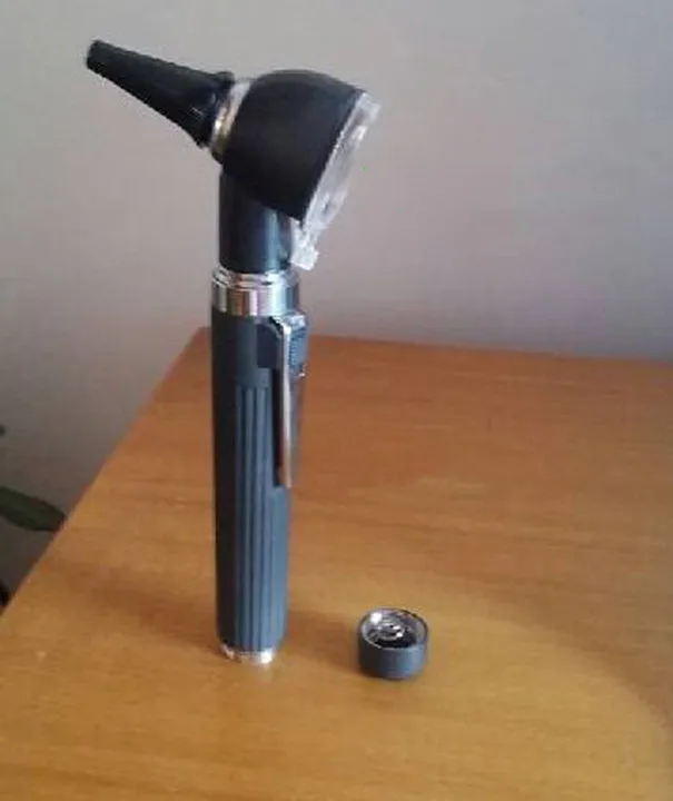 

For Otoscope EJ-CB Professional Fiberscope Otoscope Speculum specs: 2.5 3 4 5 mm high-pressure xenon bulb