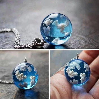 

Transparent Resin Rould Ball Moon Pendant Necklace Women Blue Sky White Cloud Chain Necklace Fashion Jewelry