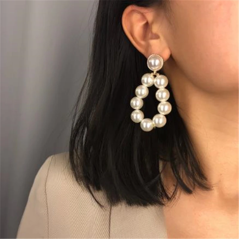 

Big Imitation Pearls Hanging Drop Earrings For Women Gold Silver Color Hyperbole Dangle Earring Female Fashion Jewelry Brincos
