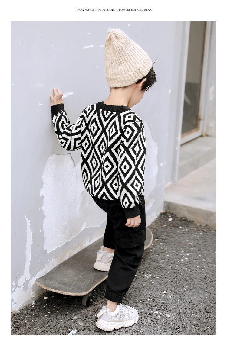 New Autumn winter Boys Sweater cotton children knitted round neck Fashion pattern Kids Pullover clothes infant baby sweaters 1-8