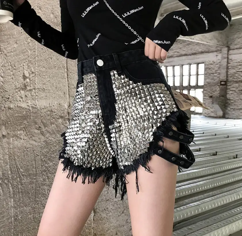 

Black Denim Shorts Jeans Punk Style Hip Pop Rivet Denim Shorts 2020 Summer Women High Waist Loose Tassel Jeans Shorts Party