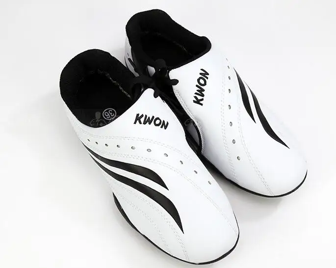 original KWON taekwondo shoes Kwon MOVE taekwondo shoes Non-slip anti-squat high performance master shoes big size 47 46 etc