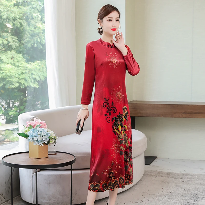 Осеннее женское платье Qipao Свободное длинное улучшенное платье для мамы, традиционная китайская одежда красного цвета