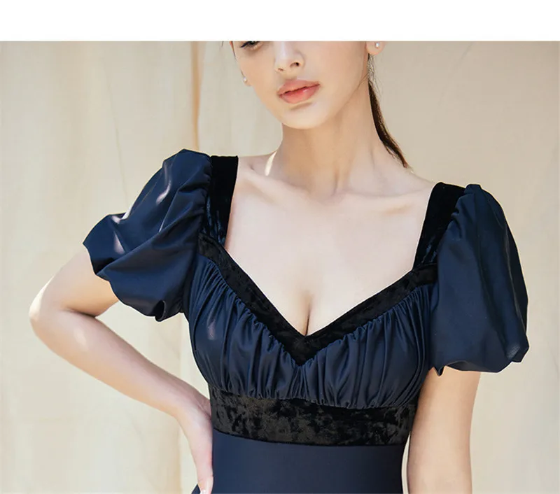 22372608850_1072356743