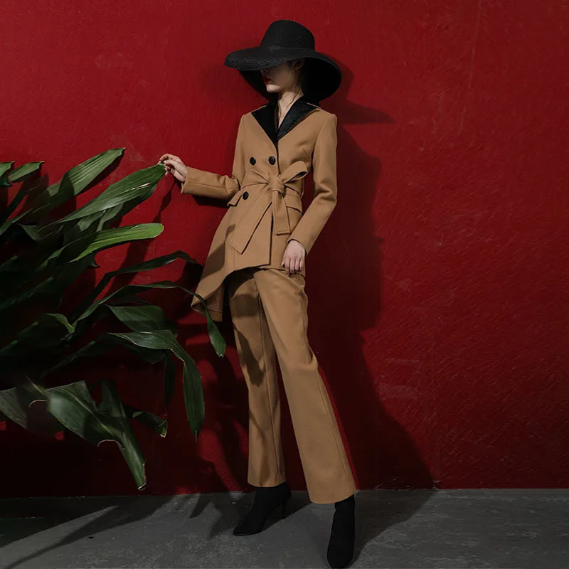 

2019 Autumn New Lapel Solid Color Suit Fashion Temperament Wide Leg Pants Suit Women's Two-piece D658