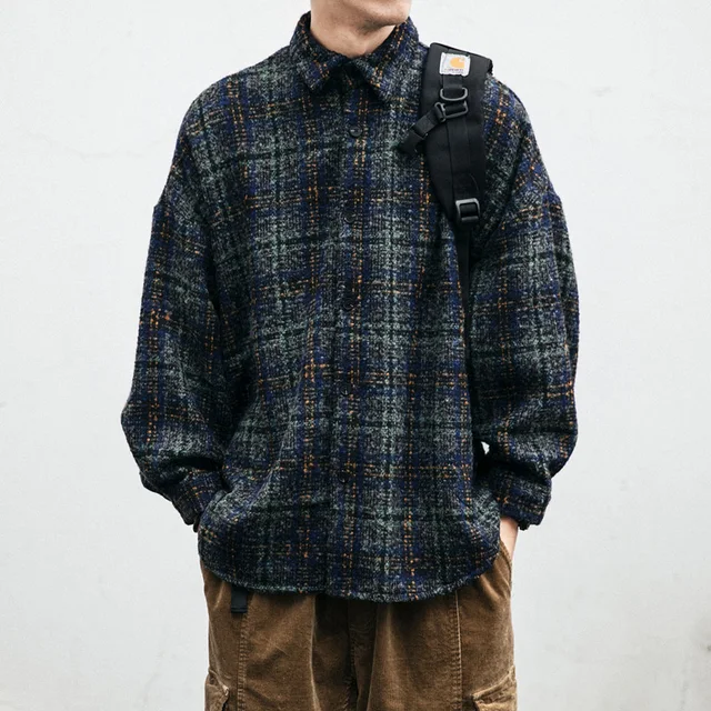 Plaid vintage shirt made of thick woolen