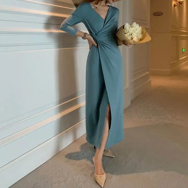 

Vintage V Neck Sexy Knitted Maxi Dresses Elegant Evening Party Pullover Robe High Waist A Line Vestido 2019 Women Winter Fashion