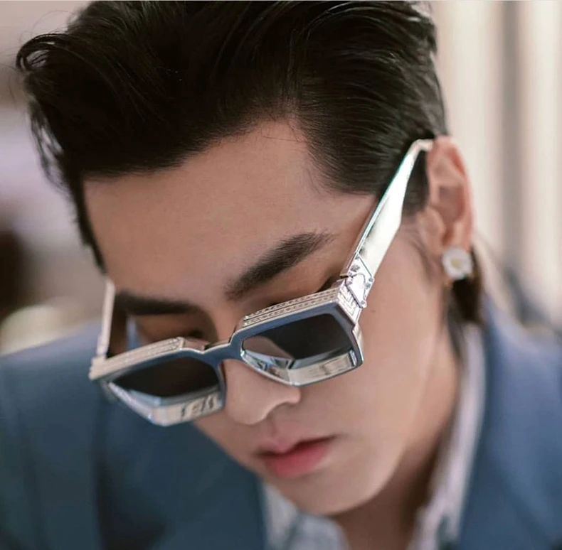 H9521781450a04e339e3042056dea32499