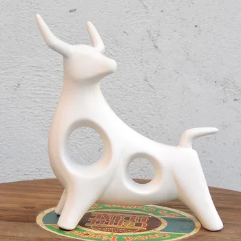 

Abstract Ox home decor Nordic Creative ceramic Ox decor Habitation home decoration Wild animals figurine Ceramic animals crafts