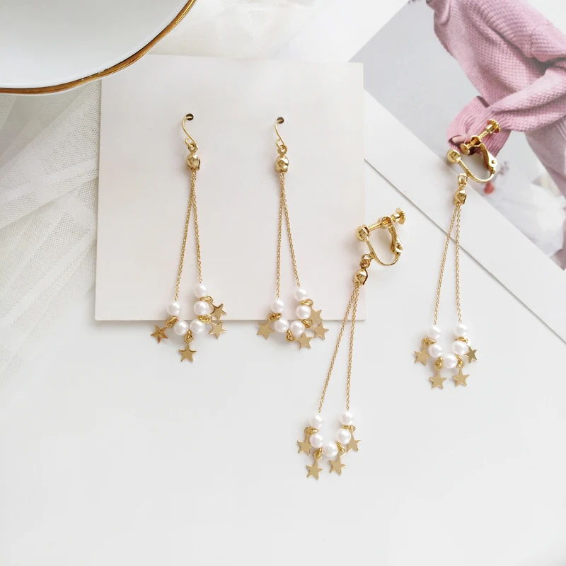 

Long metal texture, simple personality five-pointed star shape creative beautiful pearl ear hook
