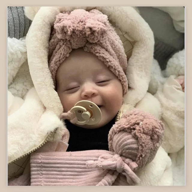 최신 디자인의 겨울 여아용 비니 모자