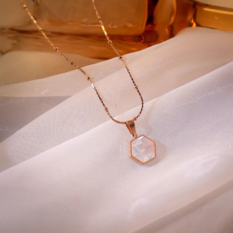 17944853597_1661689113