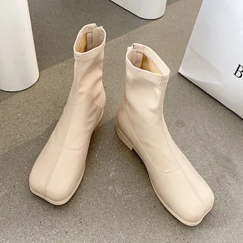 

2020 Winter INS Fashion Women Flat Ankle Boots Casual Lady Beige Low Heels Chelsea Boots Soft Leather Square Toe Fur Boots Shoes