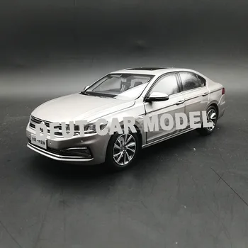 

1:18 Scale Alloy Toy 2019 BORA Model Of Children's Toy Car Original Authorized Authentic Kids Toys