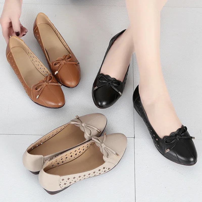 

New Style Spring And Summer Breathable Mom Shoes Genuine Leather Flat Heel Porous Shoes Flat Keel Thin Shoes Middle-aged WOMEN'S