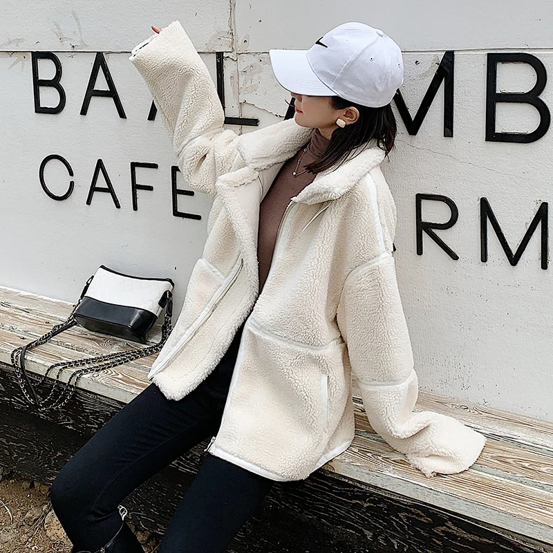 Зимние теплые плюшевые пальто Для женщин искусственная Меховая куртка модные отложной воротник из меха ягненка пальто Повседневное карман на молнии женская верхняя одежда