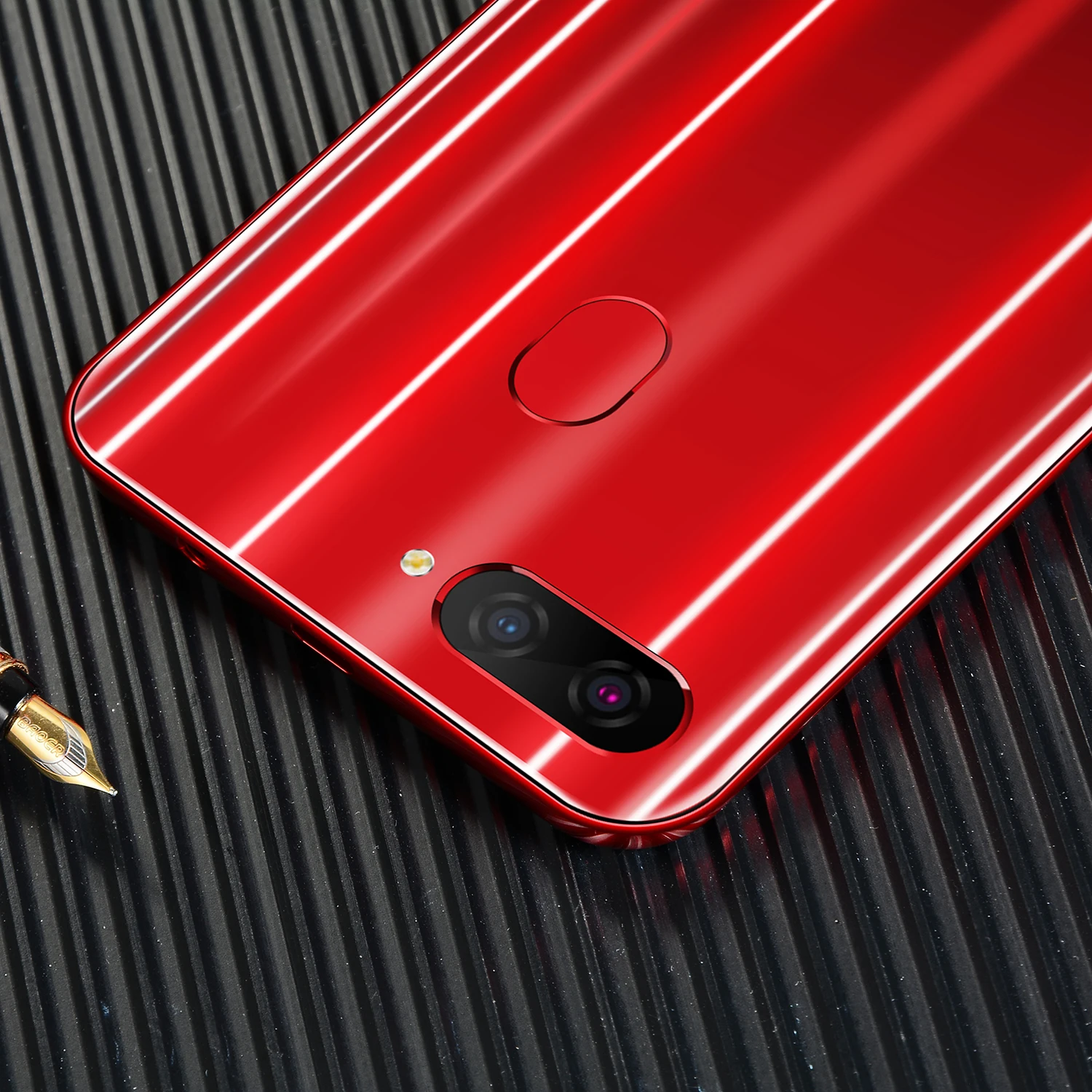 Smartphone M8 Global Version 1gb RAM 16gb ROM Smart Cell Phone Quad core 6.3 inch Telephone Dual Sim