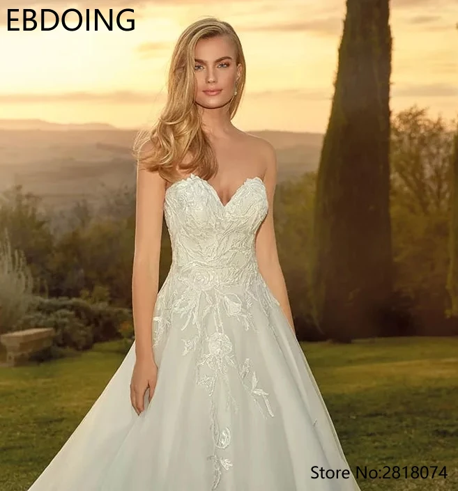 Zara_EK1334_close_wide