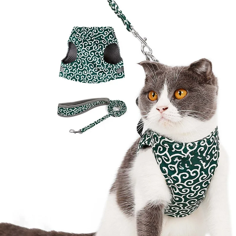 

Escapeproof Cat Puppy Harness and Leash Winter Warm Pet Jacket with Lead Belt for Kitten Small Dogs Pet Vest for Puppy Dogs