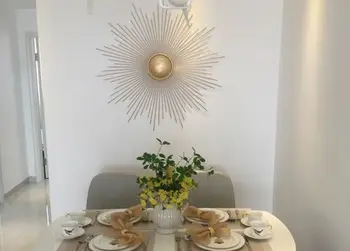 

European Wrought Iron Sunglasses Wall Mural Ornaments Hotel Office Wall Hanging Crafts Home Livingroom Wall Sticker Decoration