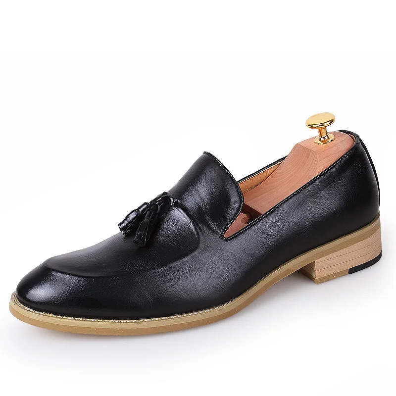 Herenschoenen zapatos charol hombre обувь на плоской подошве комфортная Мужская sapatos sociais masculinos Водонепроницаемые кожаные лоферы с кисточками - Цвет: black