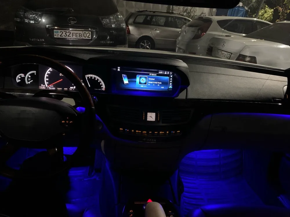 Ub2c649c6ddda4d949565e816a56cf056B