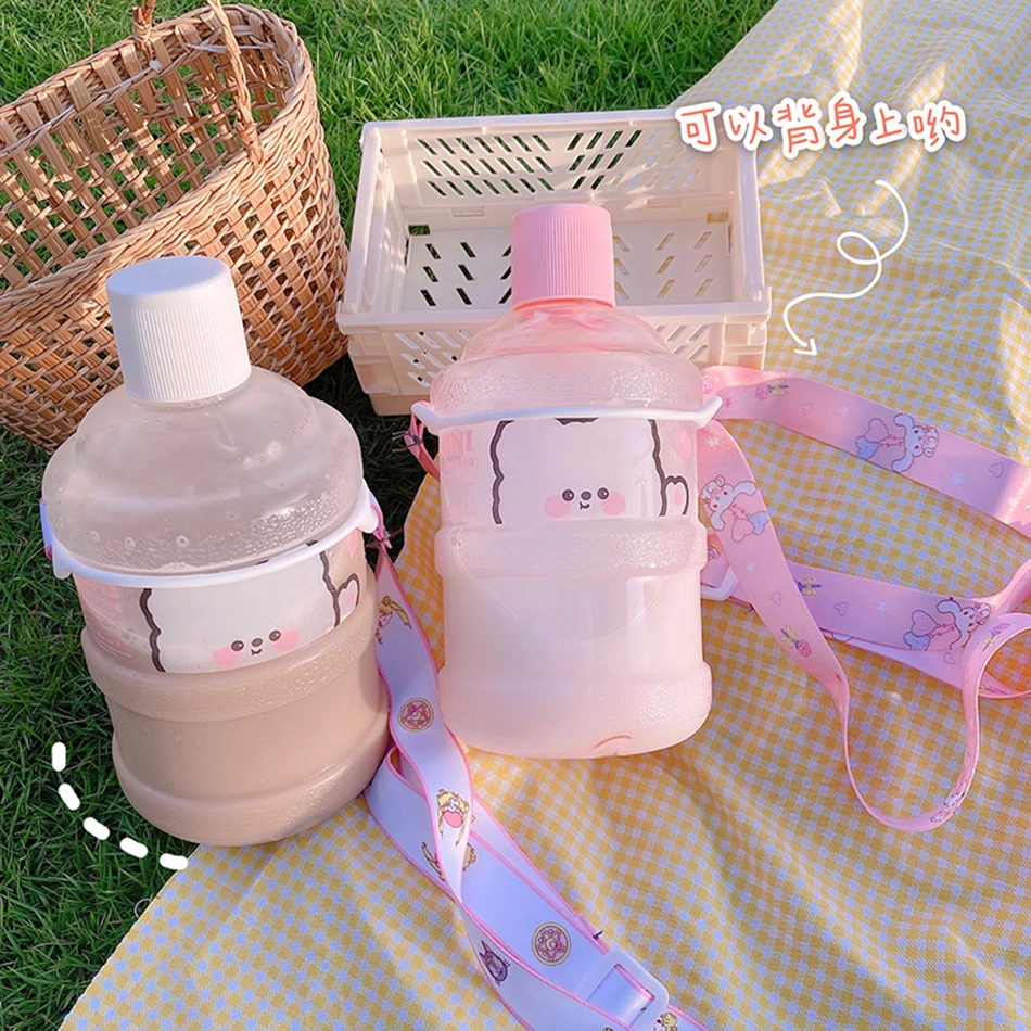 Kawaii 630ml Bear Bucket Plastic Water Bottle Creative Cute Shaker Sport Gourd Milk Cartoon Drinking Cups For Girls Children Kawaii 630ml Bear Bucket Plastic Water Bottle Creative Cute Shaker Sport Gourd Milk Cartoon Drinking Cups For Girls Children