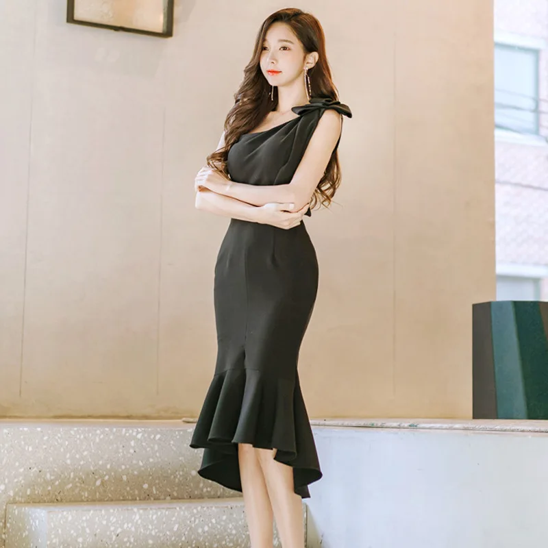 

Celebrity new annual meeting dress stiletto shoulder sexy backpack hip fishtail dress