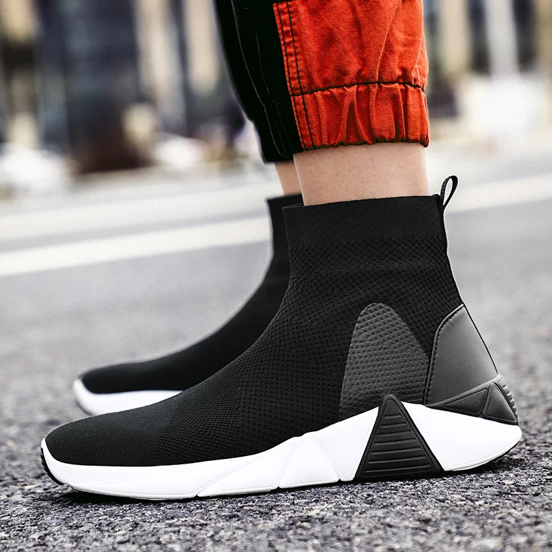 

Breathable Flying Socks Couple Shoes Thick Bottom Female Footwear Ladies Black Casual Flats Shoes Slip on Loafers Sneakers Men