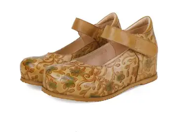 

Original Design 2020 spring summer newest women invisible increase shoes Genuine leather Retro wedge printed casual shoes Top