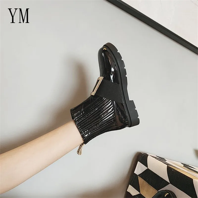 Tanie Brytyjski wiatr buty damskie okrągły kryształ grube dno ze skóry lakierowanej skarpety buty wodoodporny pani Martin buty kostki wiosna jesień