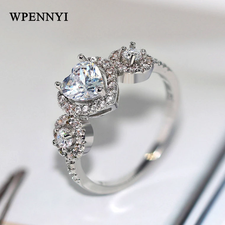 

Sparkling Heart-shape Luxury Woman Engagement Rings White Gold Color 3 pcs Clear Zirconia Micro Inlays Fashion Jewelry Accessory