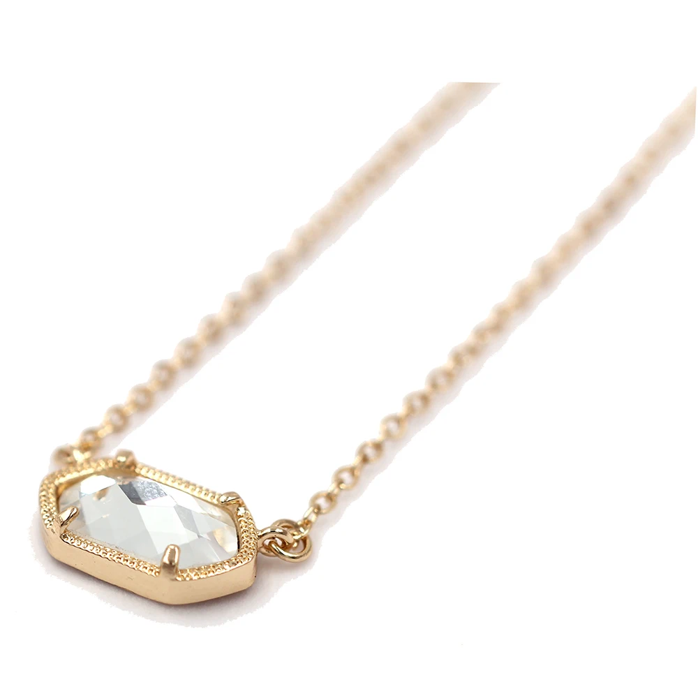 

2020 Spring New Arrival Small Oval Clear Color Glass Stone Inlay Small Oval Shiny Light Pendant Necklace Women Choker
