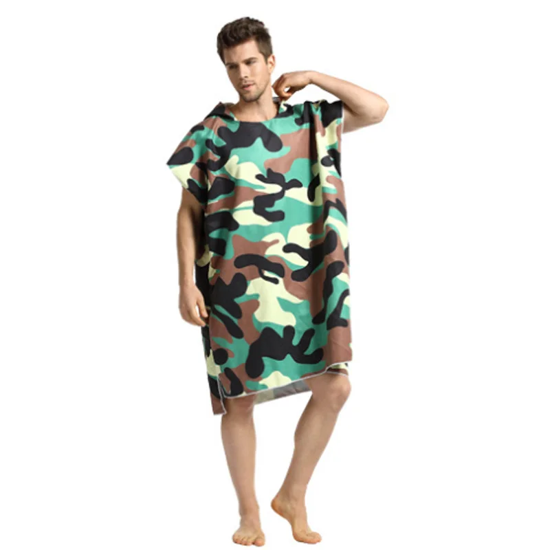 

Camouflage Printing Changing Robe Bath Towel Fashion Outdoor Adult Hooded Beach Towel Poncho Men Bathrobe Towels