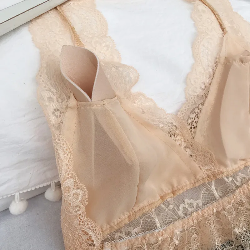 12818591559_383628695