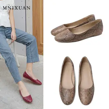 

MNIXUAN Comfortable slip on loafers women flat shoes 2020 new round toe snake print shallow casual ladies flats red big size 44