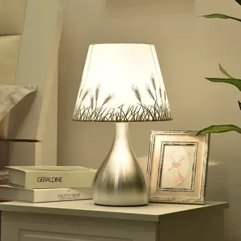 Lámpara de mesa de dormitorio moderna con Sensor táctil, luz de noche junto a la cama, 5W, Tricolor, sala de estar, estudio, luces de escritorio, lámpara de mesa