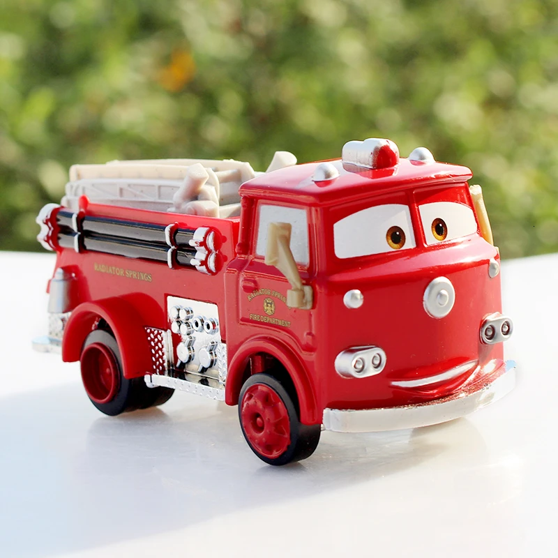 Disney Pixar Cars 2 Red Firetruck металлический литой под давлением игрушечный автомобиль 1:55 Свободный Новое и