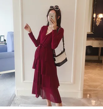 

2019 season fashion new maternity dress tide mom long lace bright silk dress