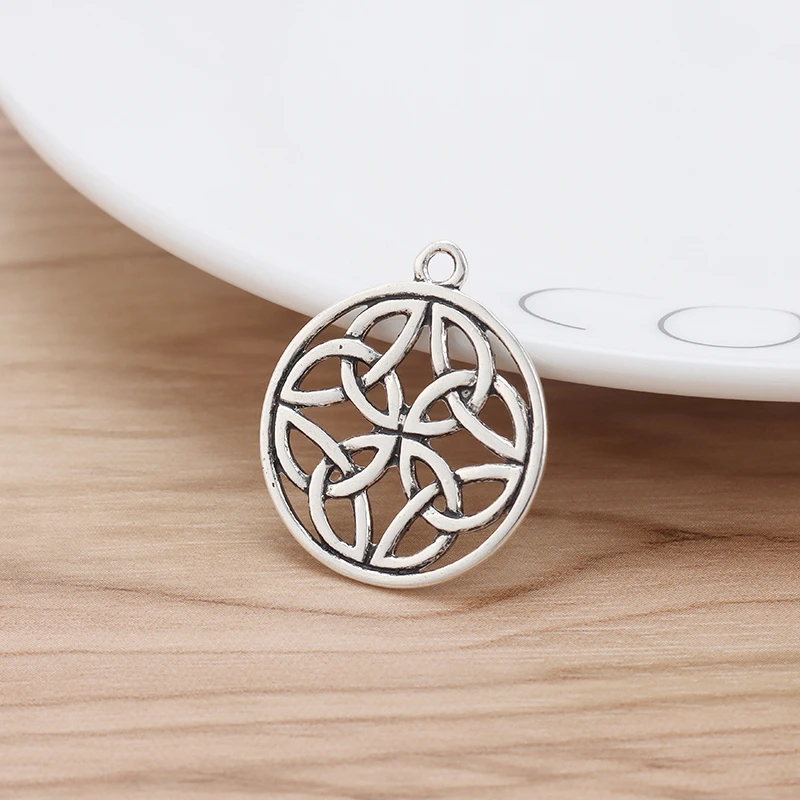 10 piezas hueco, de plata tibetano amuletos de nudos 2 cara para collar de la joyería haciendo conclusiones 25mm|Amuletos| -
