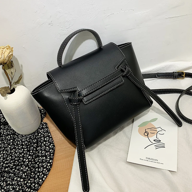 

European&American fashion tree solid color large capacity squid shoulder bag wings bag width28cm high19cm thickness11cm