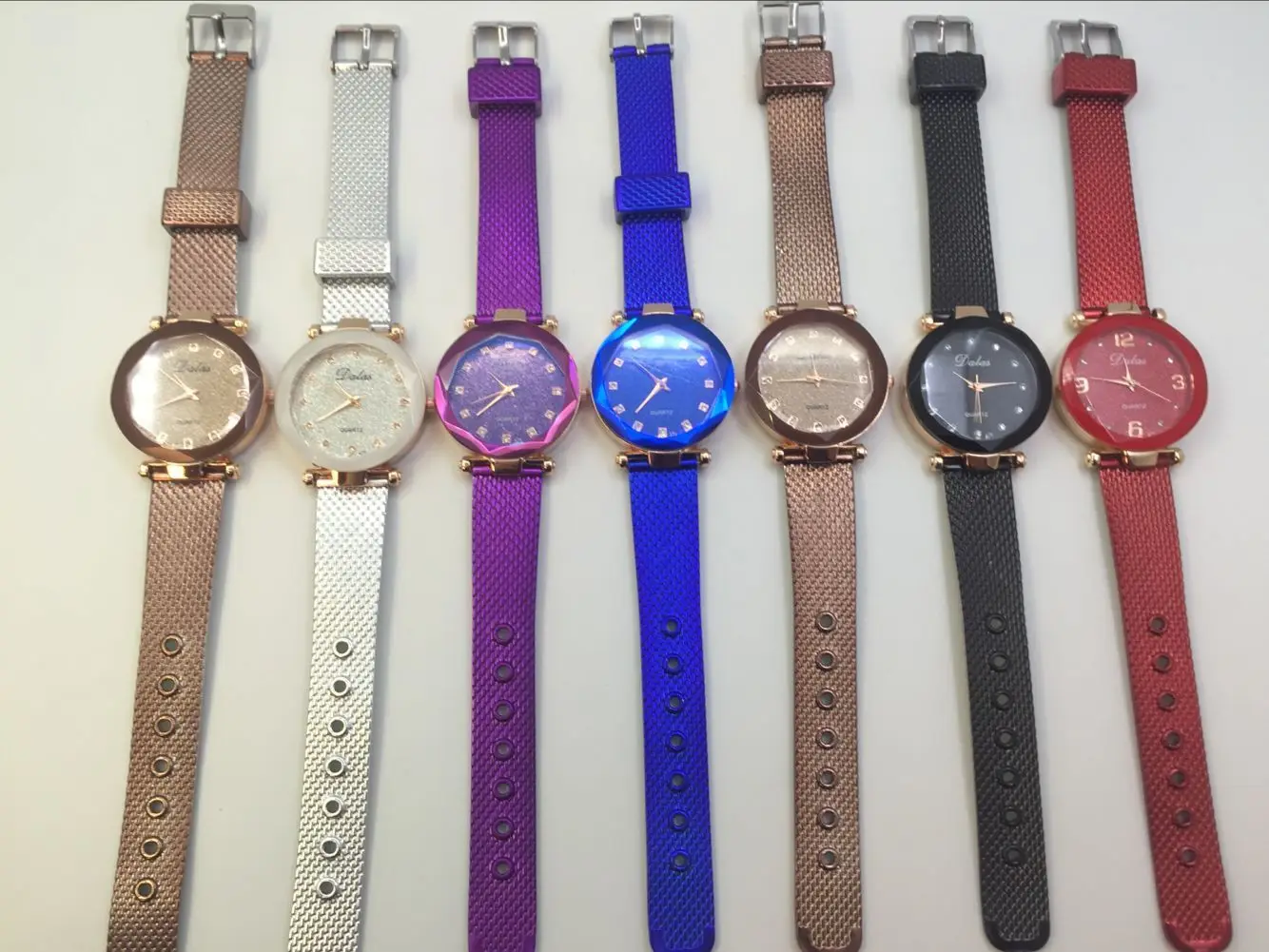 

Dalas Colorful Tape Diamond Set Luminous Watch Man's And Woman's Watch
