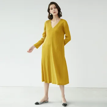 

SuperAen Dress Summer 2020 New Style Women's Pleated Simple Elegant V-neck Sexy Dress High Waist Three Quarter Big Swing Dress