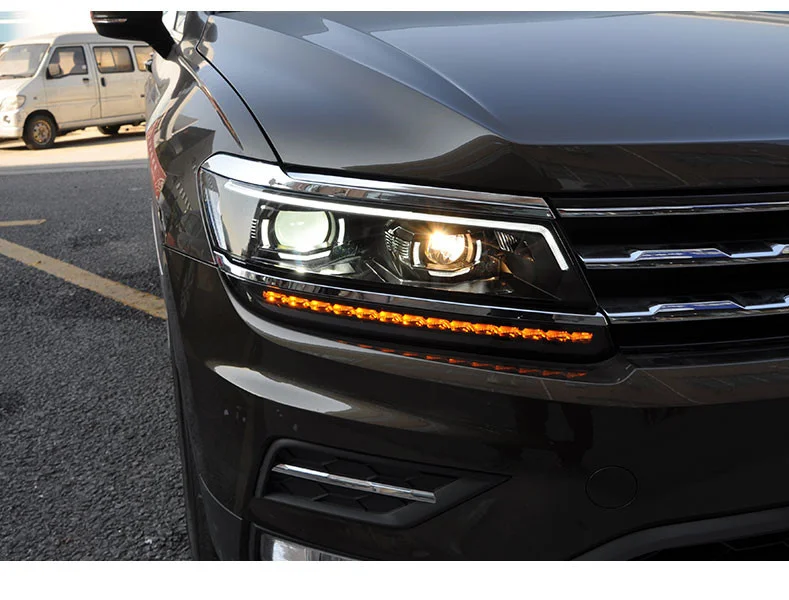 

Eosuns Hid Led Headlight Assembly Angel Eye Daytime Running Light with Turn Signal for Volkswagen Tiguan l 2017-2019