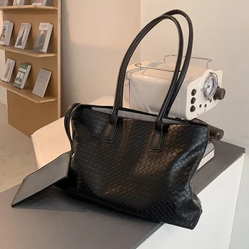 

Sense of Quality Large Capacity Bag New Fashion Woven Shoulder Bag Internet Celebrity Son Mother Tote 2020 Autumn and Winter PU