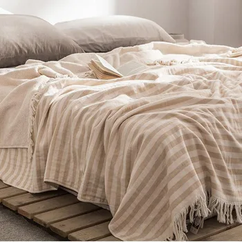 

Japanese cotton towel covered with cotton gauze blanket summer quilt